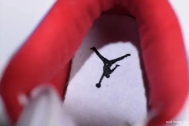 Rep 3 Seoul Jordan Air Korea Retro AV8370-100 0325